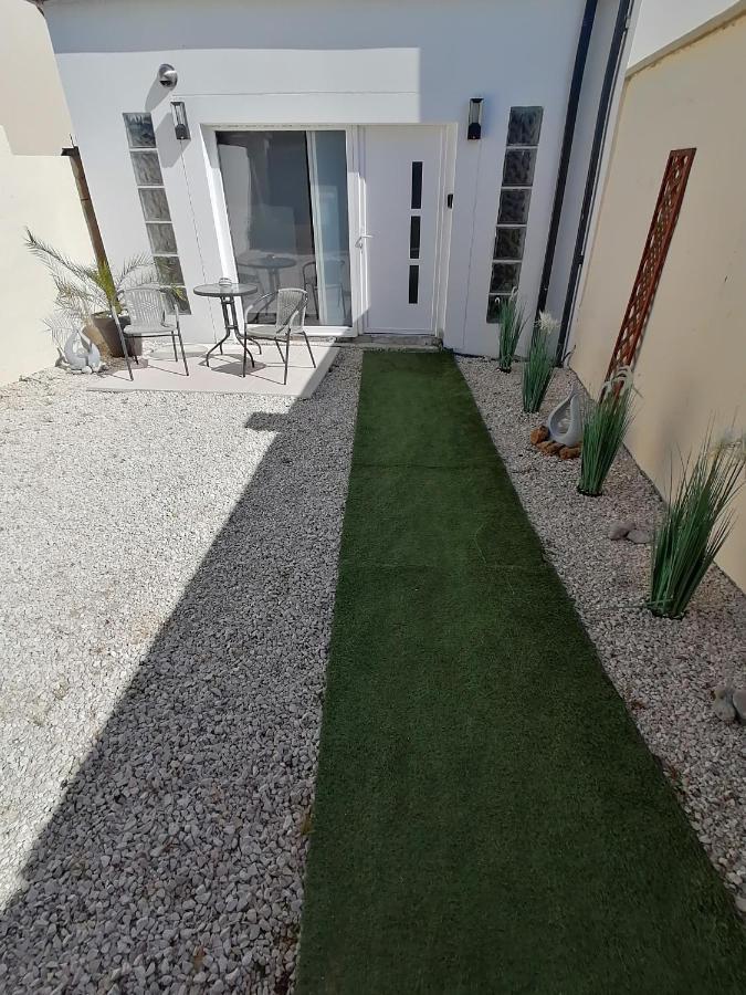Coconpresdisney Apartment Chambry Bagian luar foto